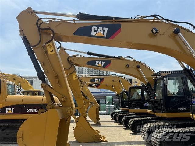 CAT 323 D L Гусеничные экскаваторы
