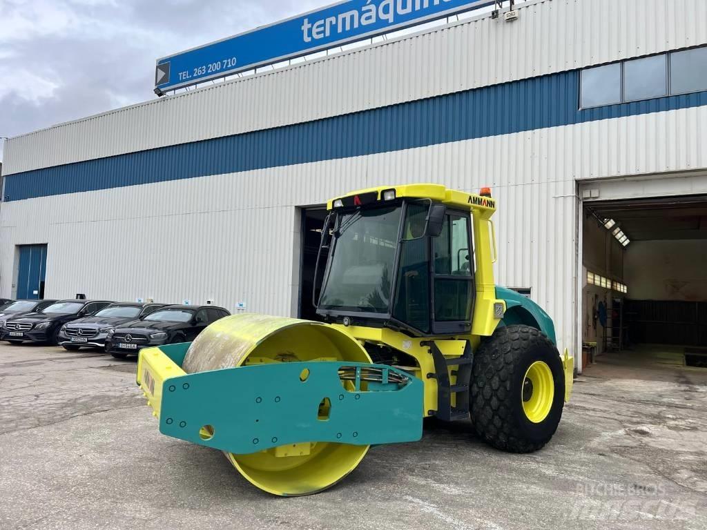 Ammann ASC 130 D Грунтовые катки