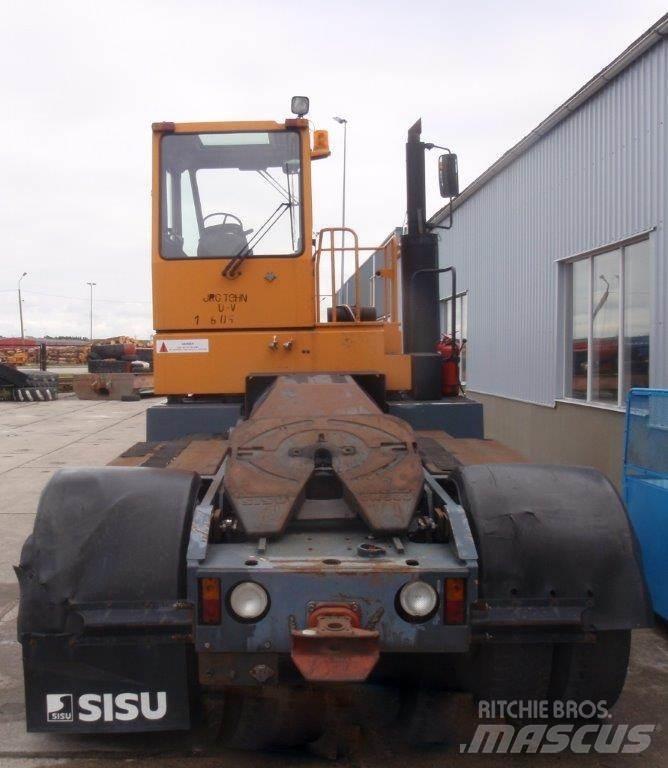 Sisu TRX 242 Терминальные тягачи