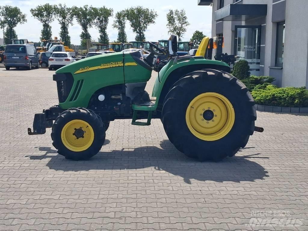 John Deere 4520 Трактора
