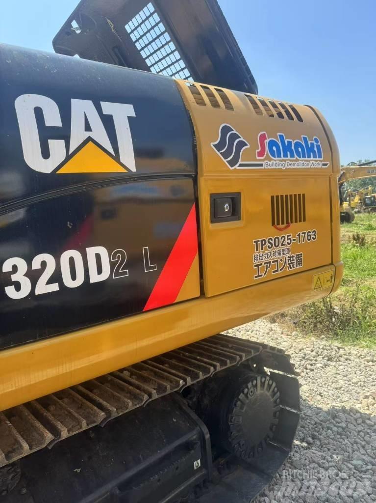 CAT 320d2 Гусеничные экскаваторы