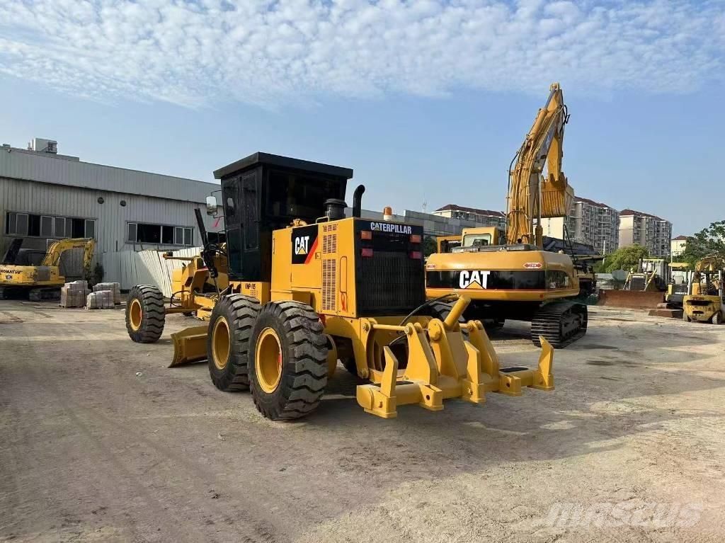 CAT CAT140H Грейдеры