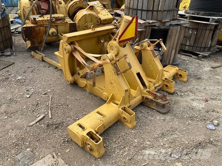 CAT 140 H Ripper Компоненты строительной техники