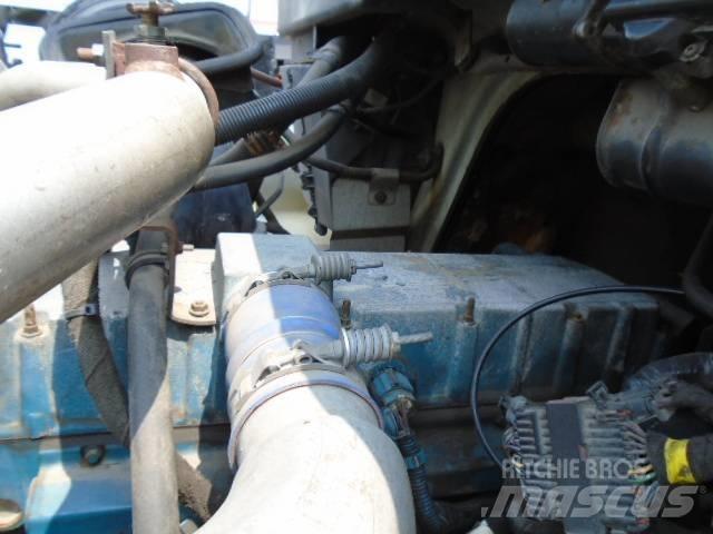 International 7500 Специальные грузовики