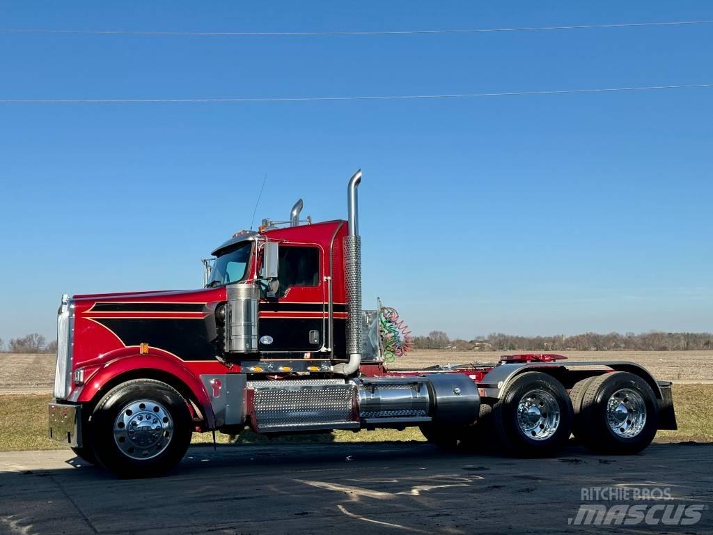 Kenworth W900 Седельные тягачи