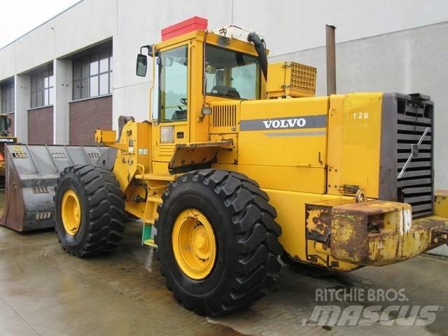 Volvo L 120 C Фронтальные погрузчики