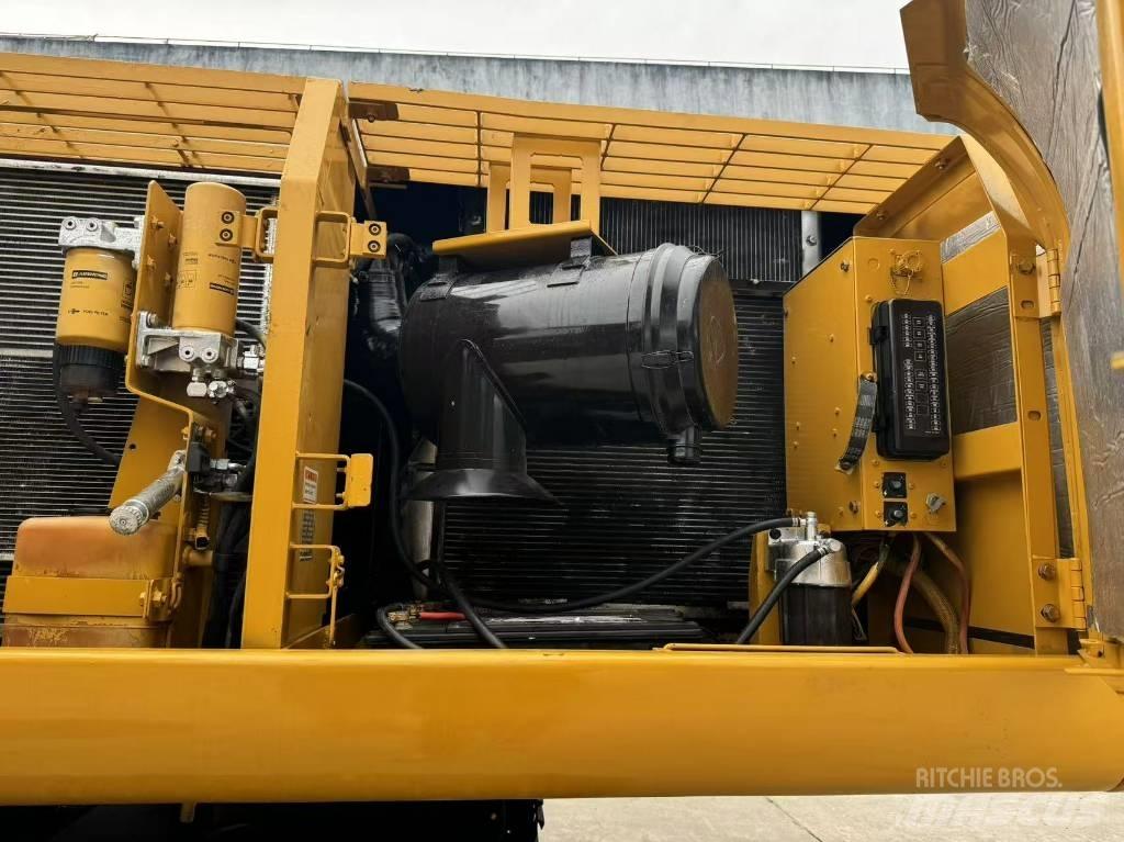 CAT 330CL Гусеничные экскаваторы