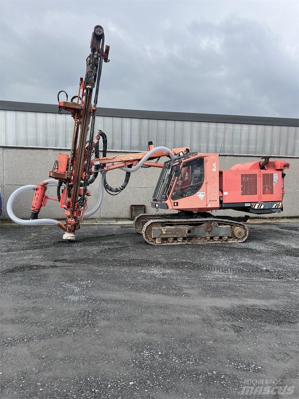 Sandvik DQ 500 Буровые вышки