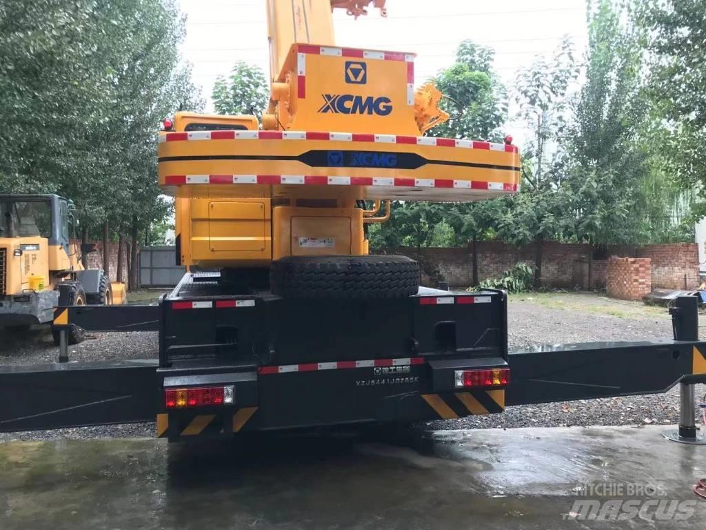 XCMG QY50KC Автокраны