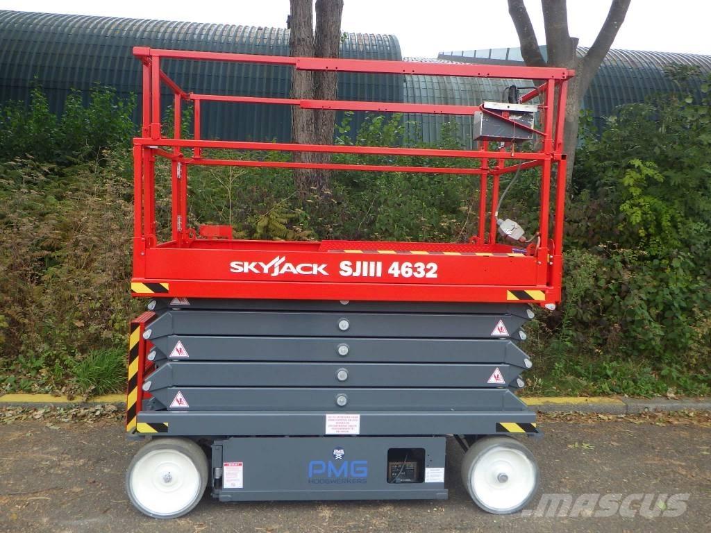 SkyJack SJ4632 Ножничные подъемники