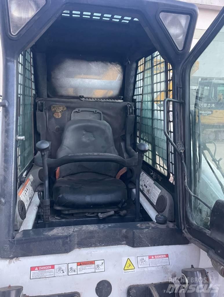Bobcat T 300 Мини-погрузчики