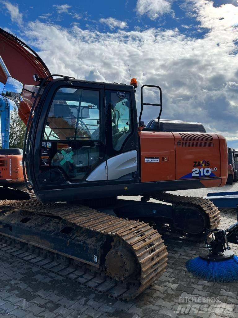 Hitachi ZX 210 LC-6 Гусеничные экскаваторы