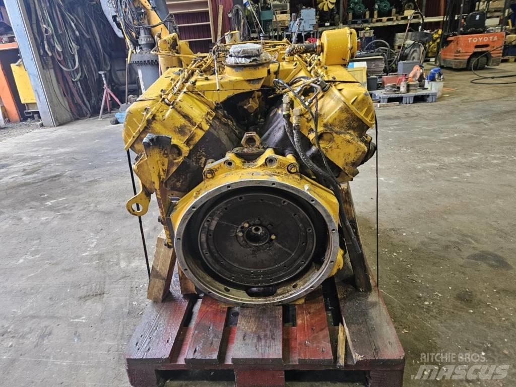 CAT 3208 Двигатели