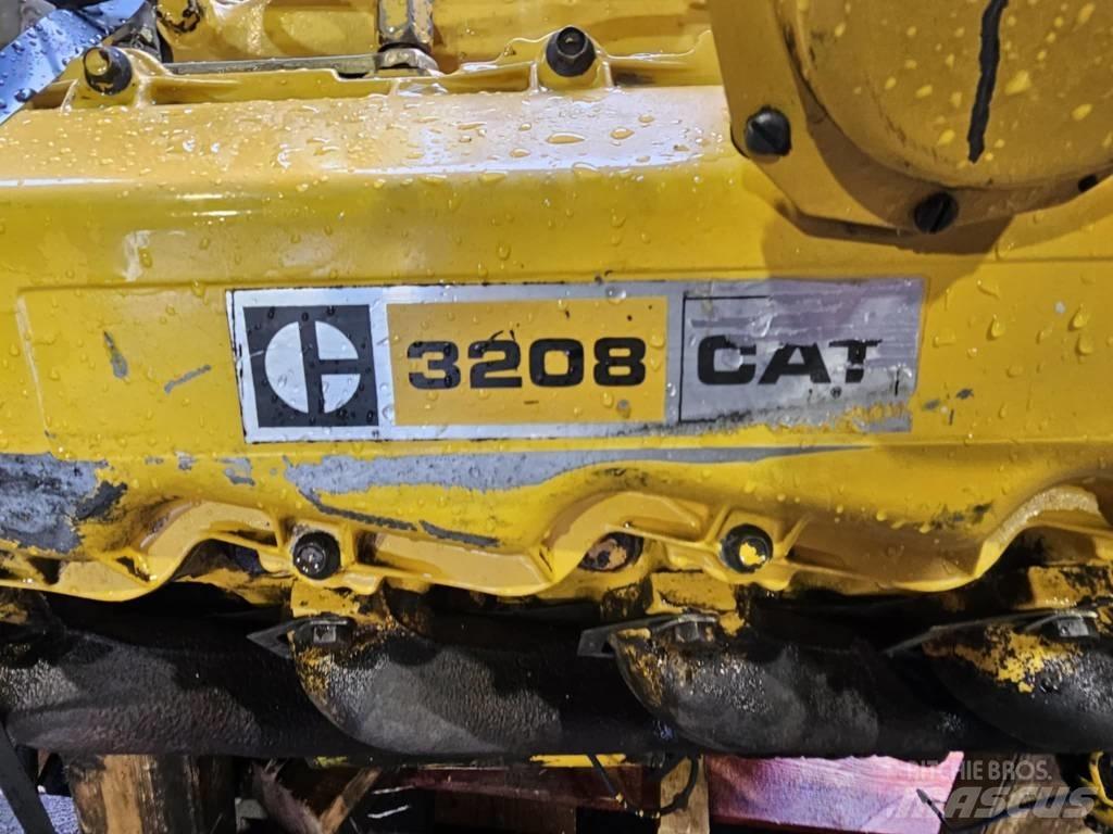 CAT 3208 Двигатели