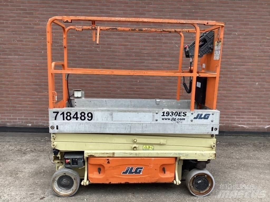JLG 1930es Ножничные подъемники