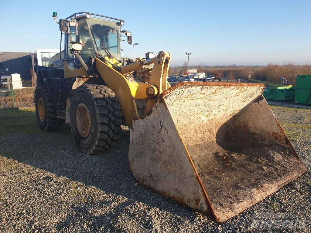 Komatsu WA320-8 Фронтальные погрузчики