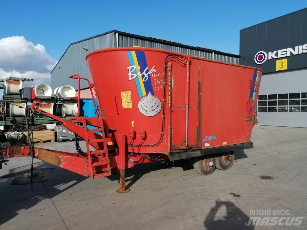 Peecon 24m³ Кормораздатчики