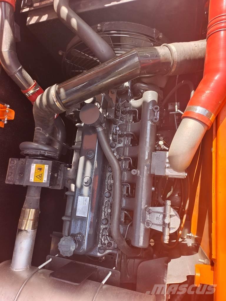 Doosan DX225 LC-9C Гусеничные экскаваторы