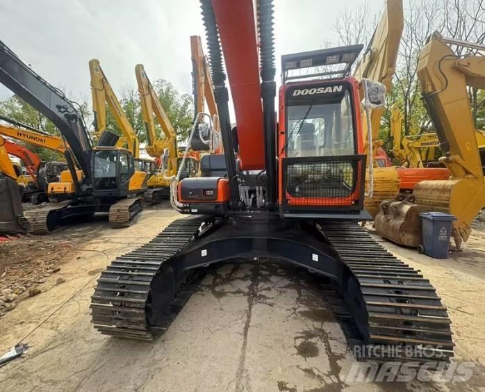 Doosan DX300LC-9C Гусеничные экскаваторы