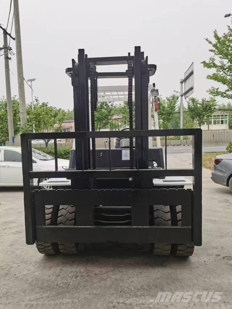 TCM FD 50 Дизельные погрузчики