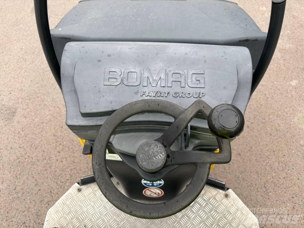 Bomag BW120AD-5 Катки тротуарные