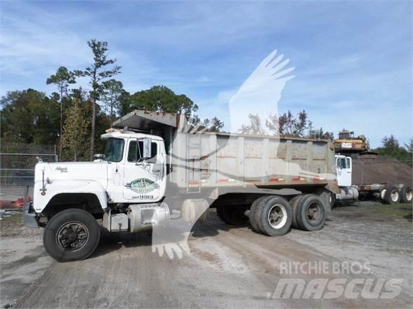 Mack DM600 Строительная техника - Другие