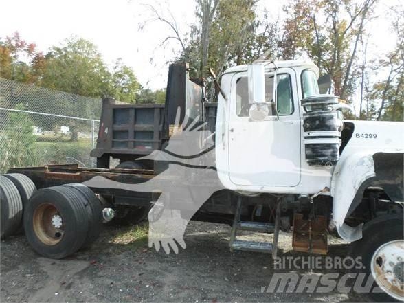 Mack RD600 Строительная техника - Другие