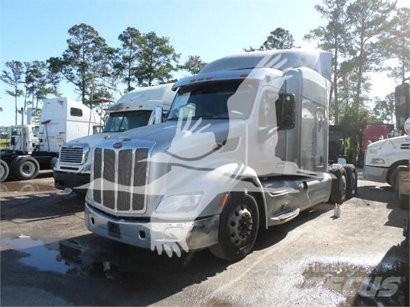 Peterbilt 579 Строительная техника - Другие