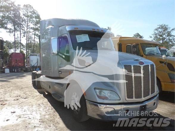 Peterbilt 579 Строительная техника - Другие