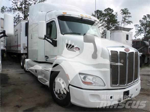 Peterbilt 579 Строительная техника - Другие