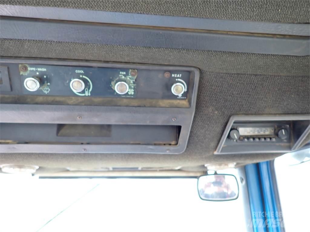 Ford TW25 Трактора