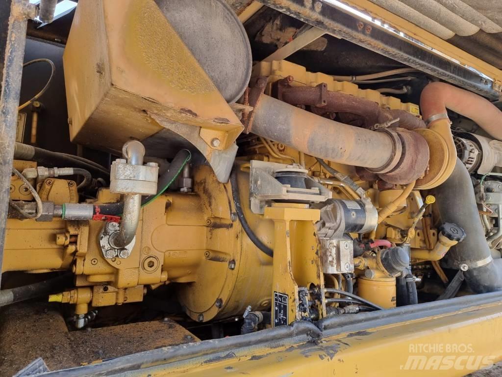 CAT M316 D II Колёсные экскаваторы