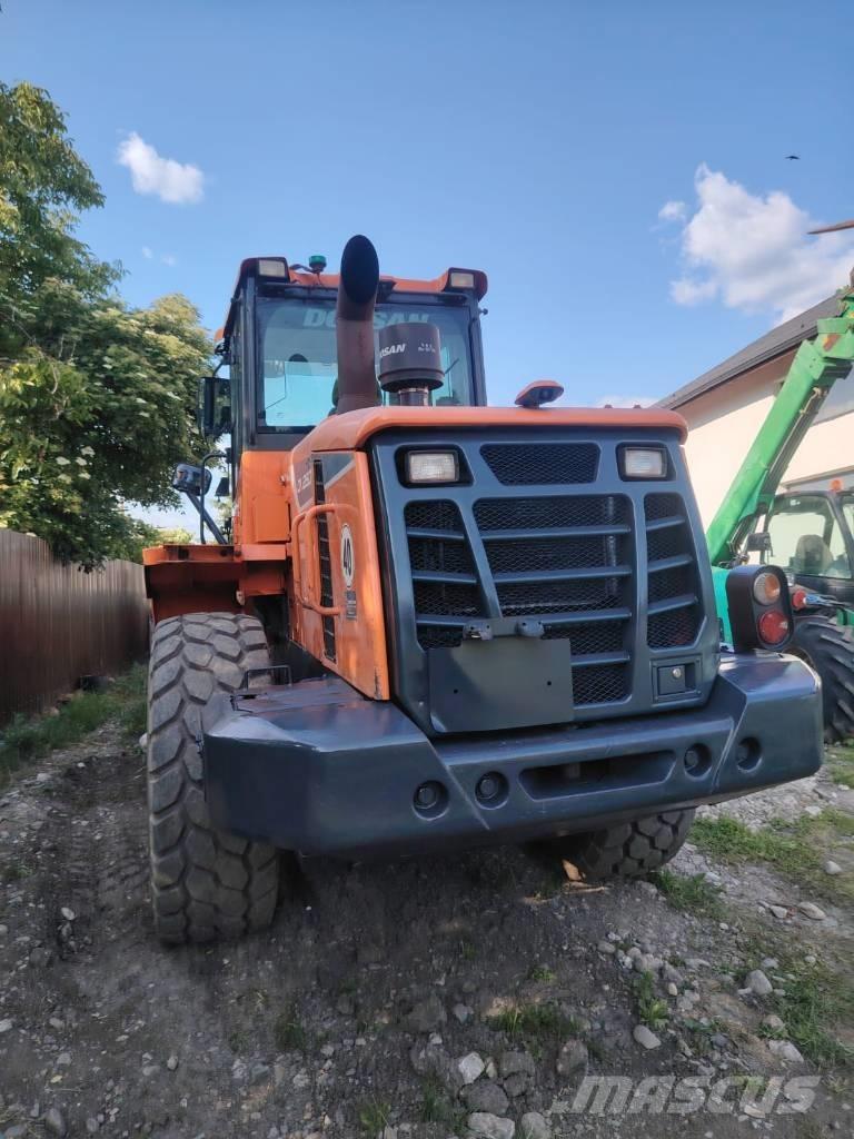 Doosan DL 250 Фронтальные погрузчики