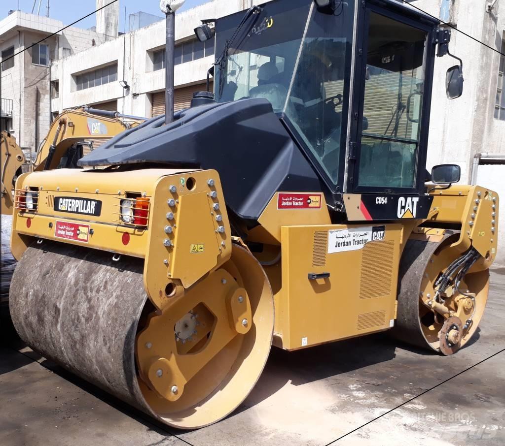 CAT CD54 Катки тротуарные