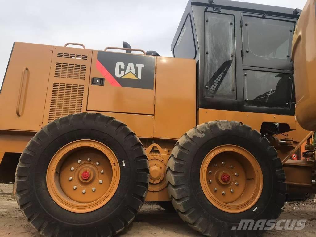 CAT 140k Грейдеры