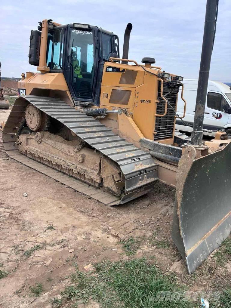 CAT D 6 N LGP Гусеничные бульдозеры