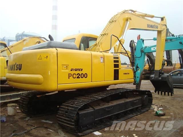Komatsu PC 200 Гусеничные экскаваторы