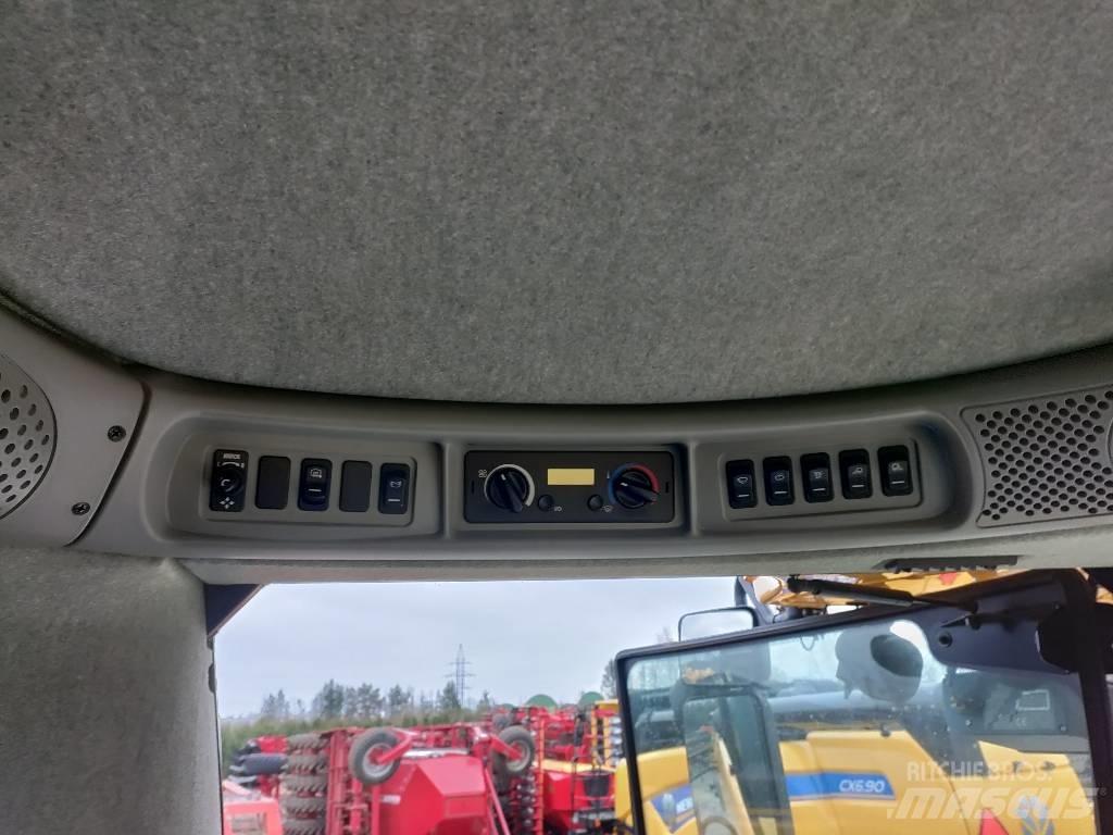 New Holland CX 8090 Зерноуборочные комбайны