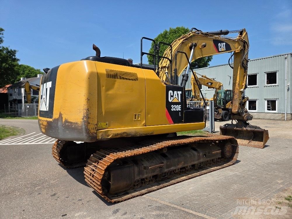 CAT 320EL Гусеничные экскаваторы