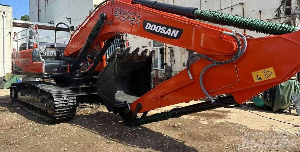 Doosan DX340 Гусеничные экскаваторы
