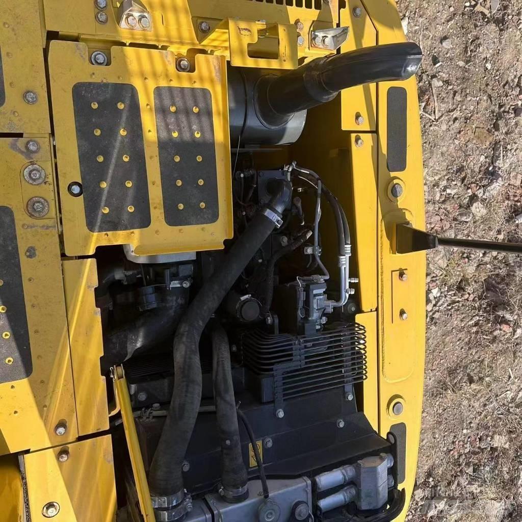 Komatsu PC110-8 Гусеничные экскаваторы