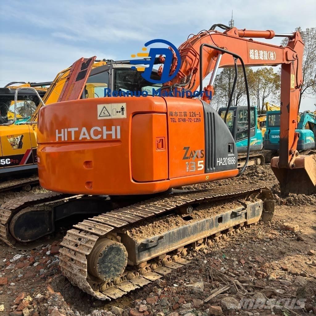 Hitachi ZX 135 US Гусеничные экскаваторы