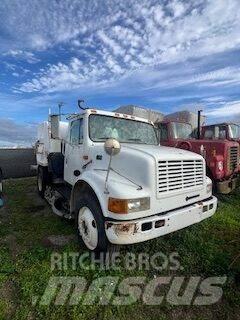 Freightliner FC 80 Уборочные машины