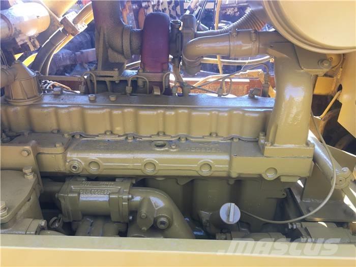 CAT D 6 D Гусеничные бульдозеры