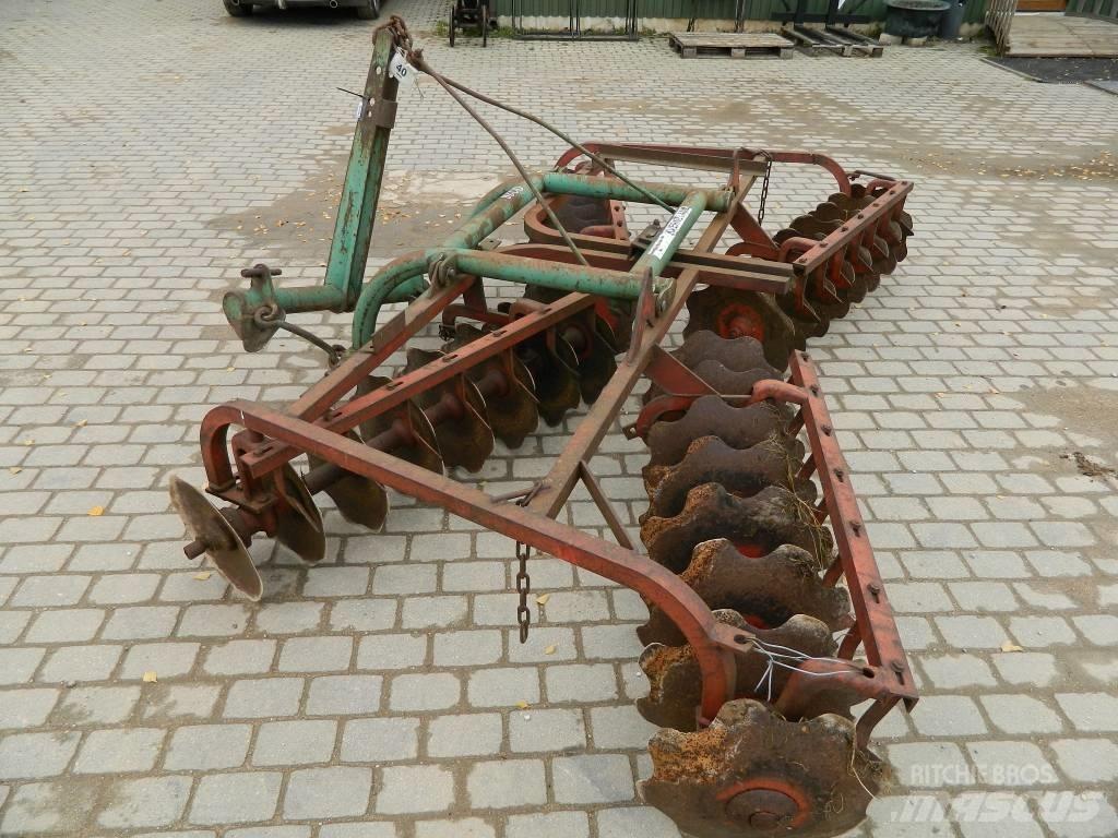 Kverneland 300 Дисковые бороны