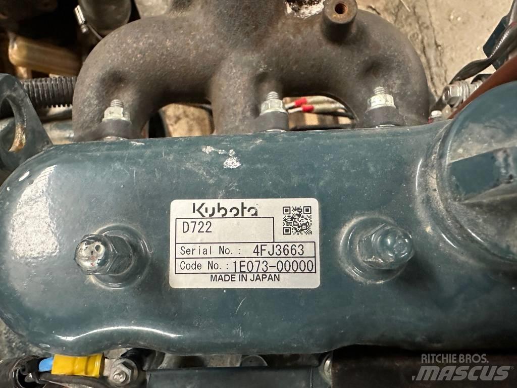Kubota D 722 ENGINE Двигатели