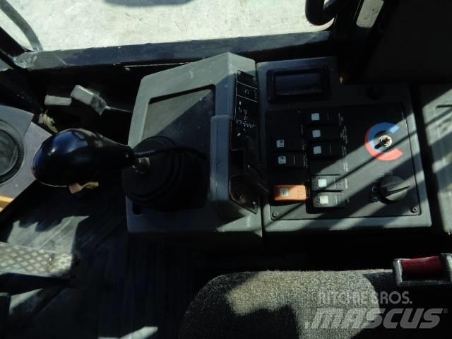 CAT 928 G Фронтальные погрузчики