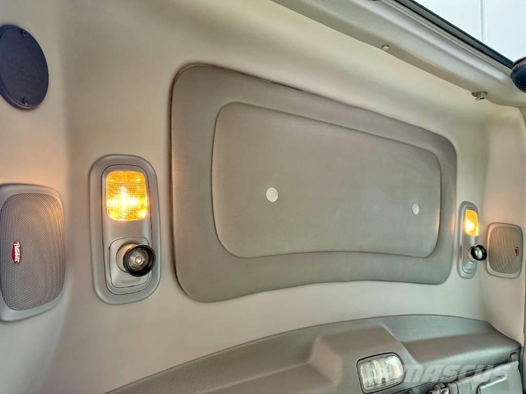 Peterbilt 389 Седельные тягачи