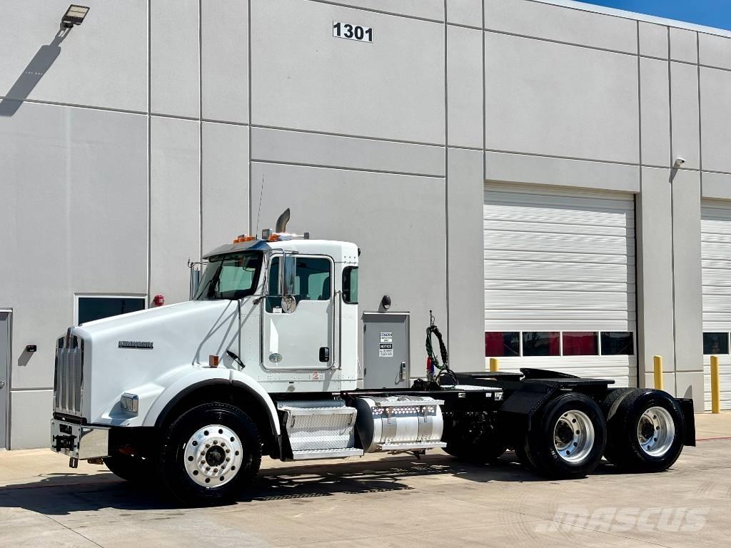 Kenworth T 800 Седельные тягачи