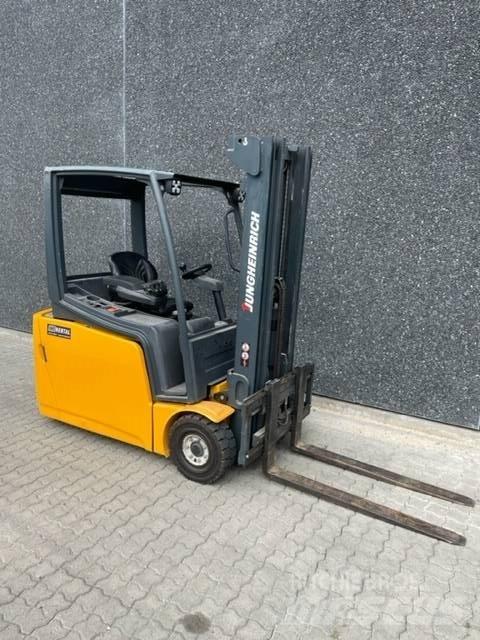 Jungheinrich EFG 218 Электропогрузчики